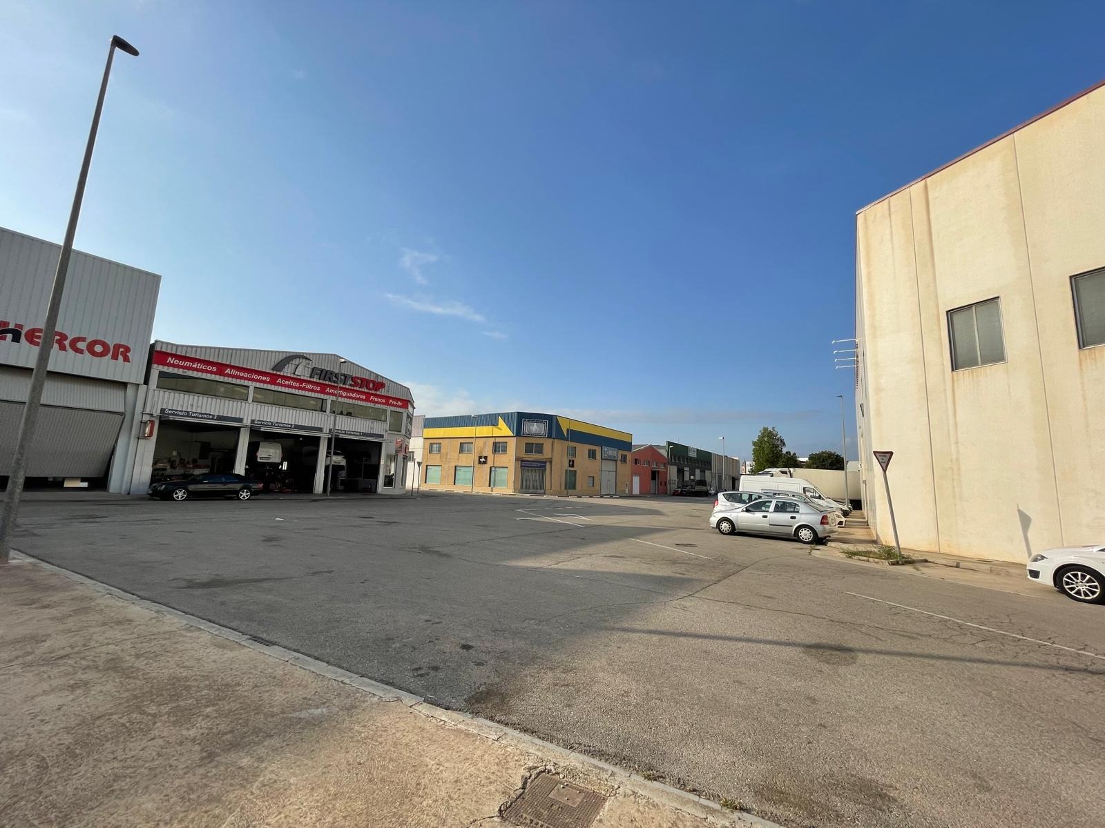 ÁREA INDUSTRIAL LA CREU